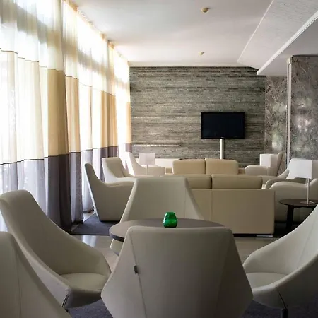 Miramar Готель 3*